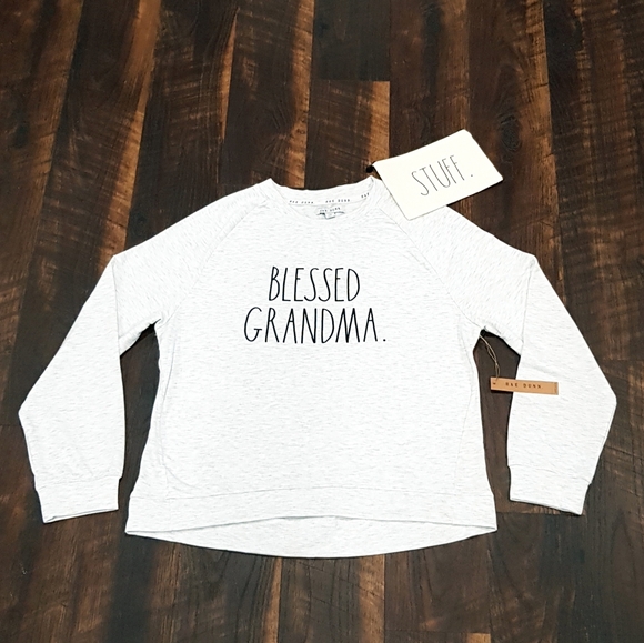 RAE DUNN “BLESSED GRANDMA” SWEATSHIRT W/POUCH - Picture 4 of 5